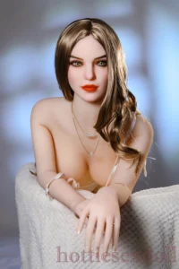 165cm 5ft5 Small Breast Brown Eyes And Hair Mature Woman Pin-up Love Doll
