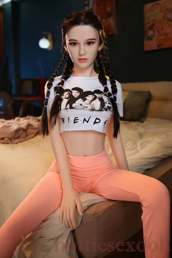 160cm 5ft3 A Tall Flat Chested Girl With A Black Braid Adult Toy For Male